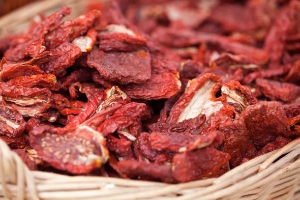 Sun-Dried Tomatoes Selection and Storage